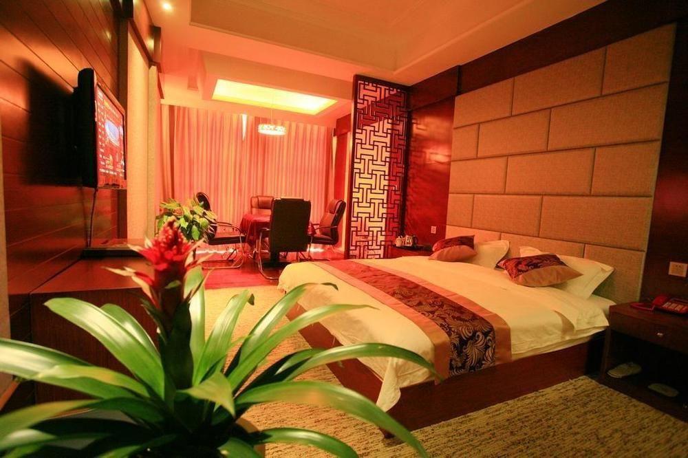 Konggang Holidy Hotel Shuangliu Chengdú Exterior foto